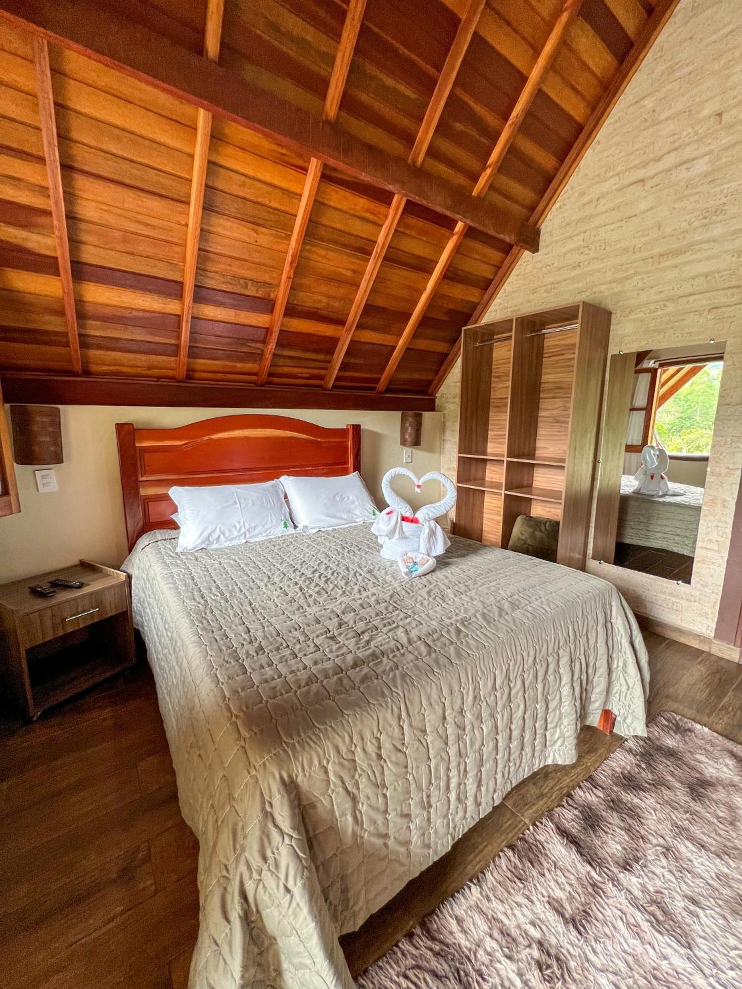 Elliotti Guest house